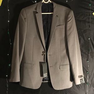 $29 New 38R Gray Suit💥